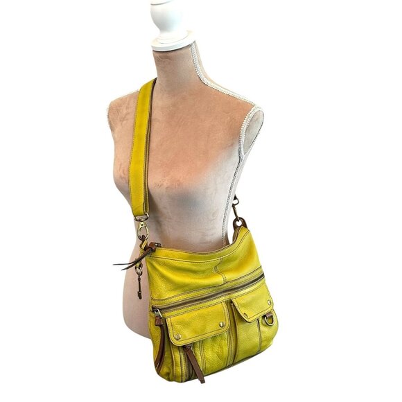 Fossil Yellow Leather Morgan Messenger Crossbody / Shoulder Bag - Picture 2 of 9